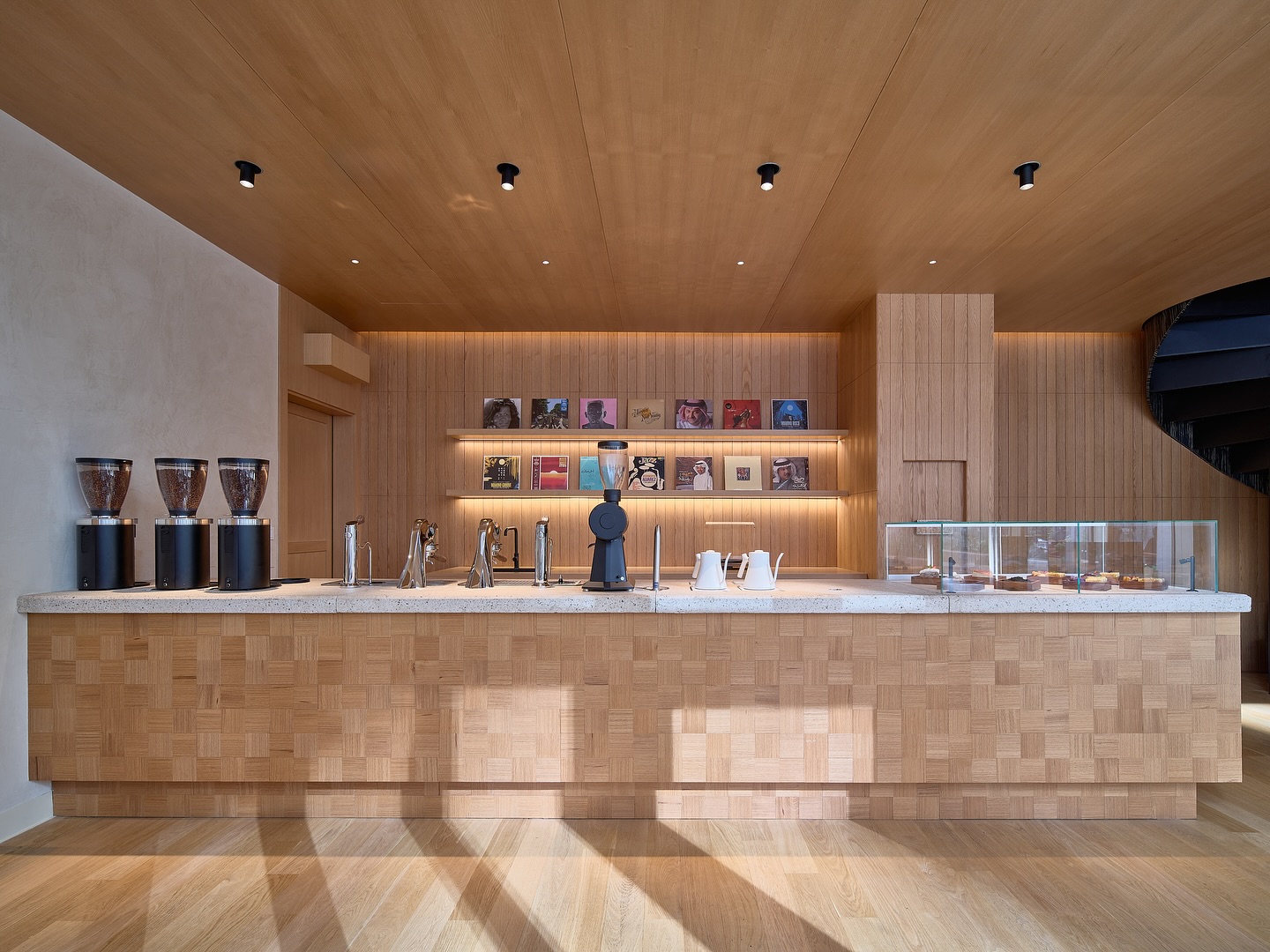 Oblo Cafe Interior at West Walk Doha